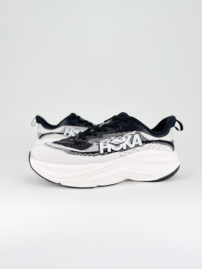 HOKA M SKYFLOW