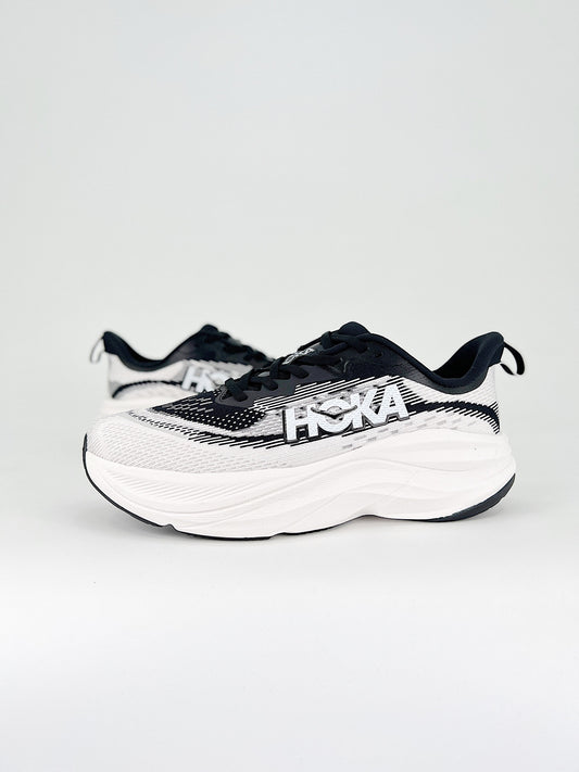 HOKA M SKYFLOW