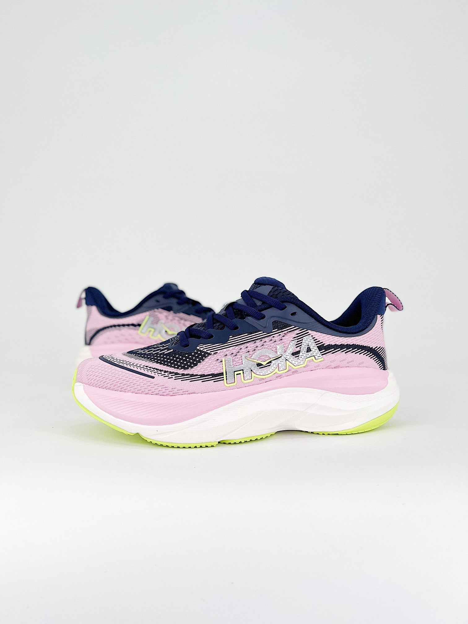 HOKA M SKYFLOW