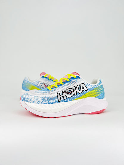 HOKA W MACH X