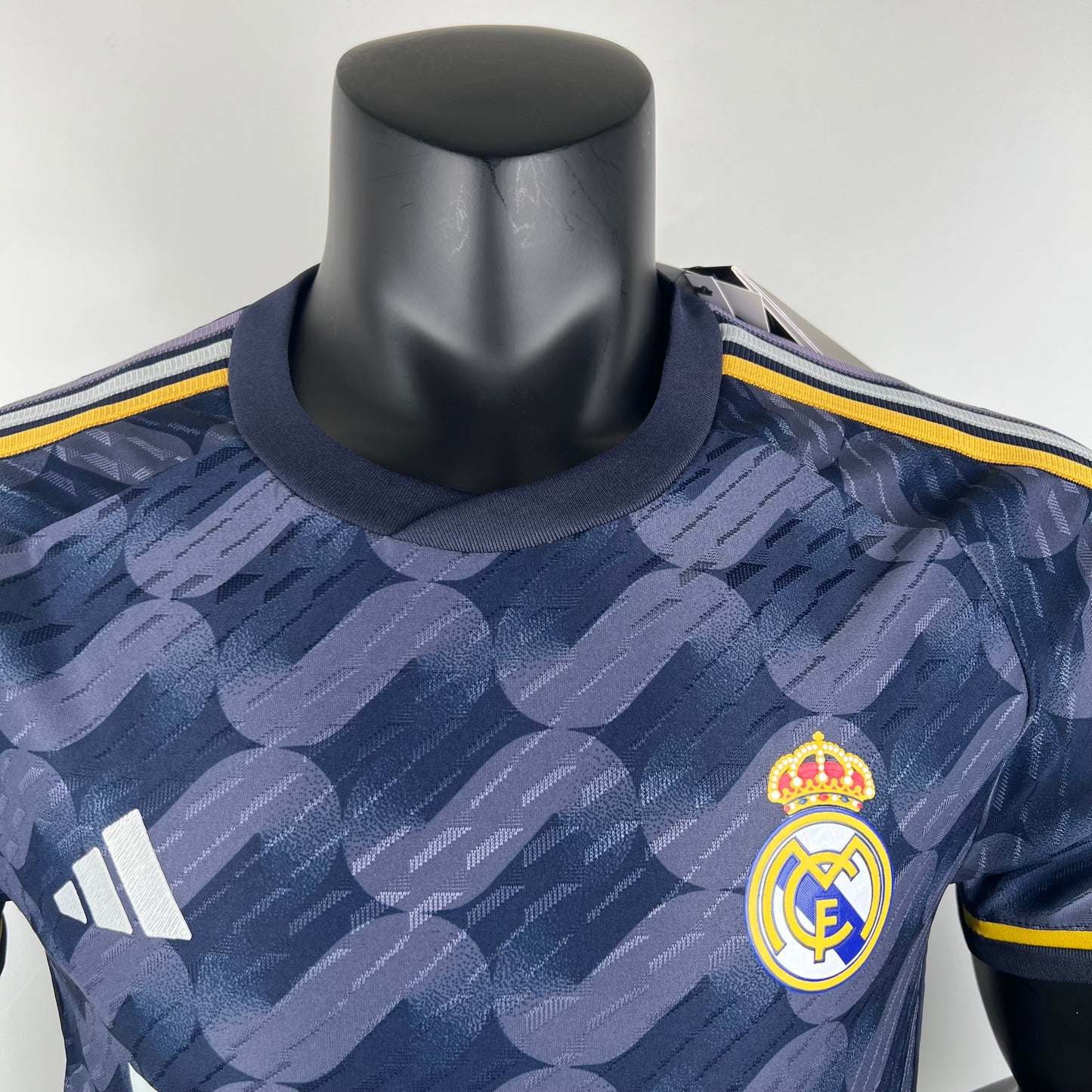 23/24 players version Real Madrid Three Away