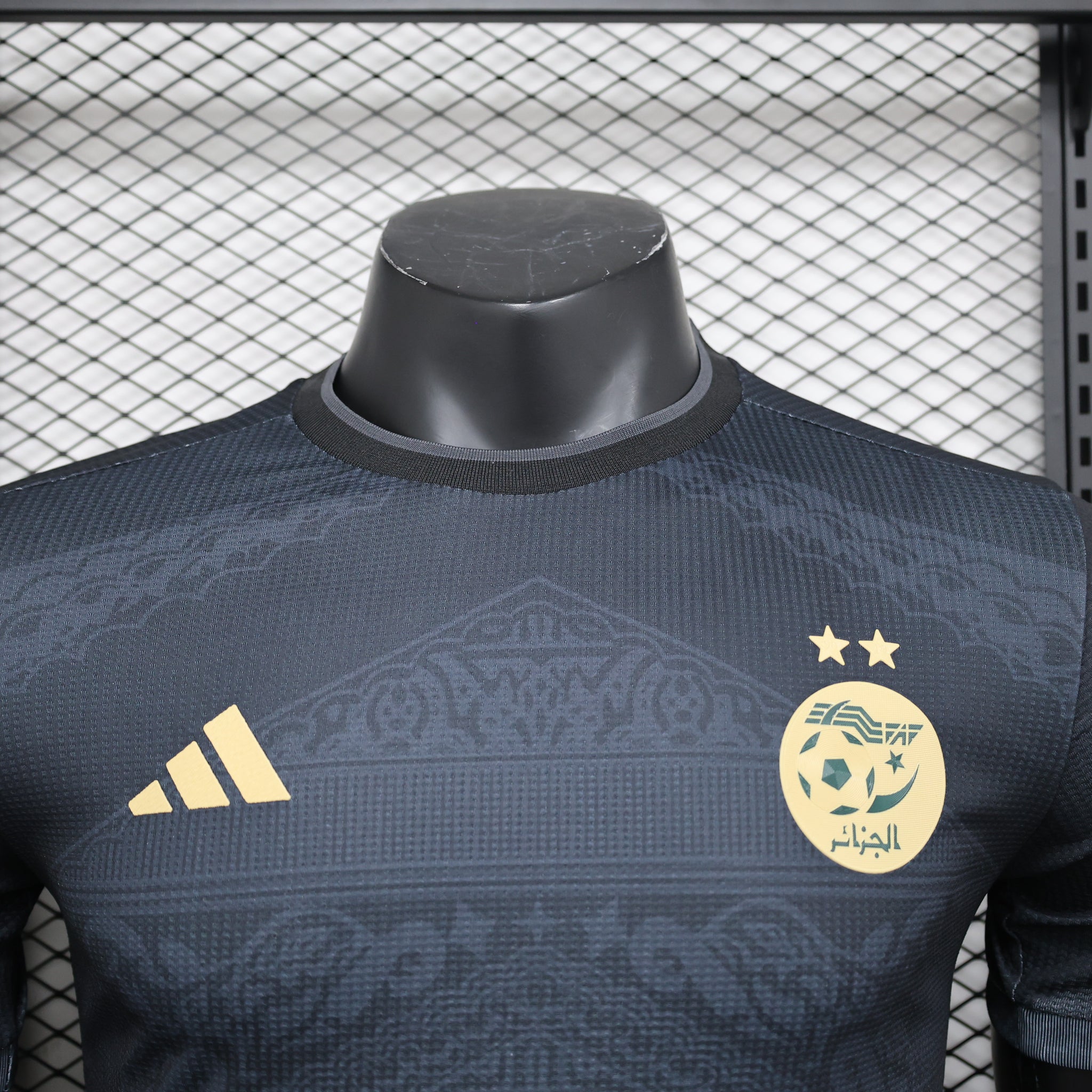 Player: Algerian Black
