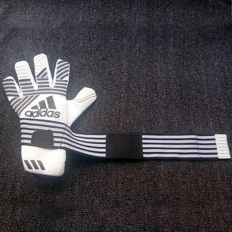 Imported silicone goalkeeper gloves