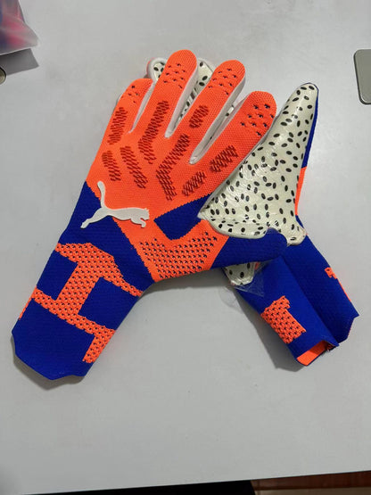 puma gloves