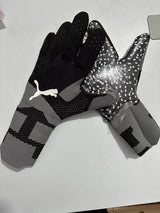 puma gloves