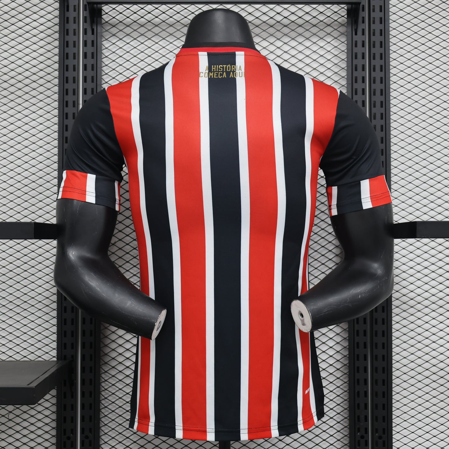 24/25 Player version of Sao Paulo’s second away game S-4XL