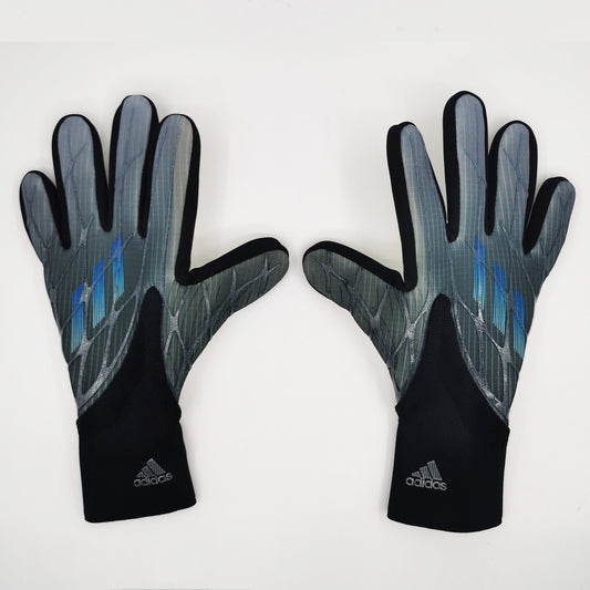 adidas gloves grey and black
