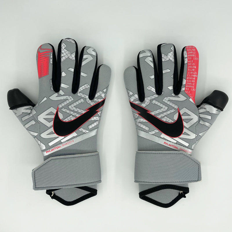 nike gloves grey and black