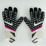 nike gloves black and white
