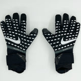 nike gloves black and white