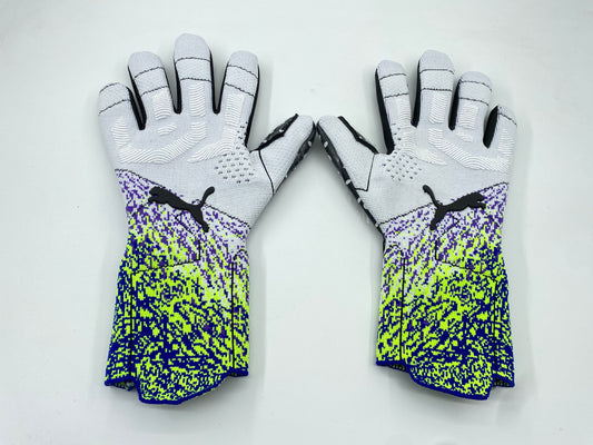 nike gloves white yellow and blue