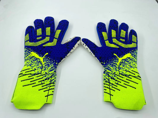 nike gloves blue and yellow