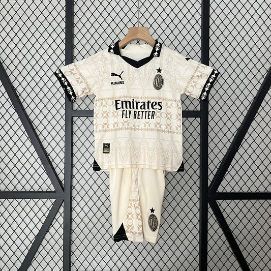 24/25 kids AC Milan special edition size: 16-28