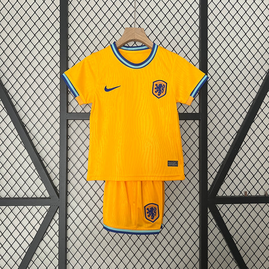 2024 kids Netherlands home size: 16-28