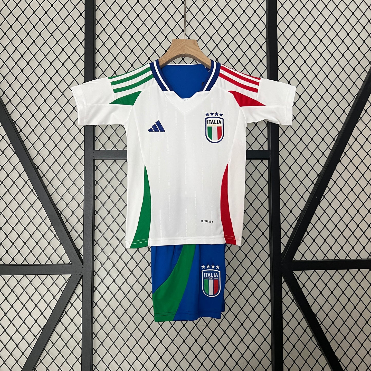 2024 kids Italy away size: 16-28