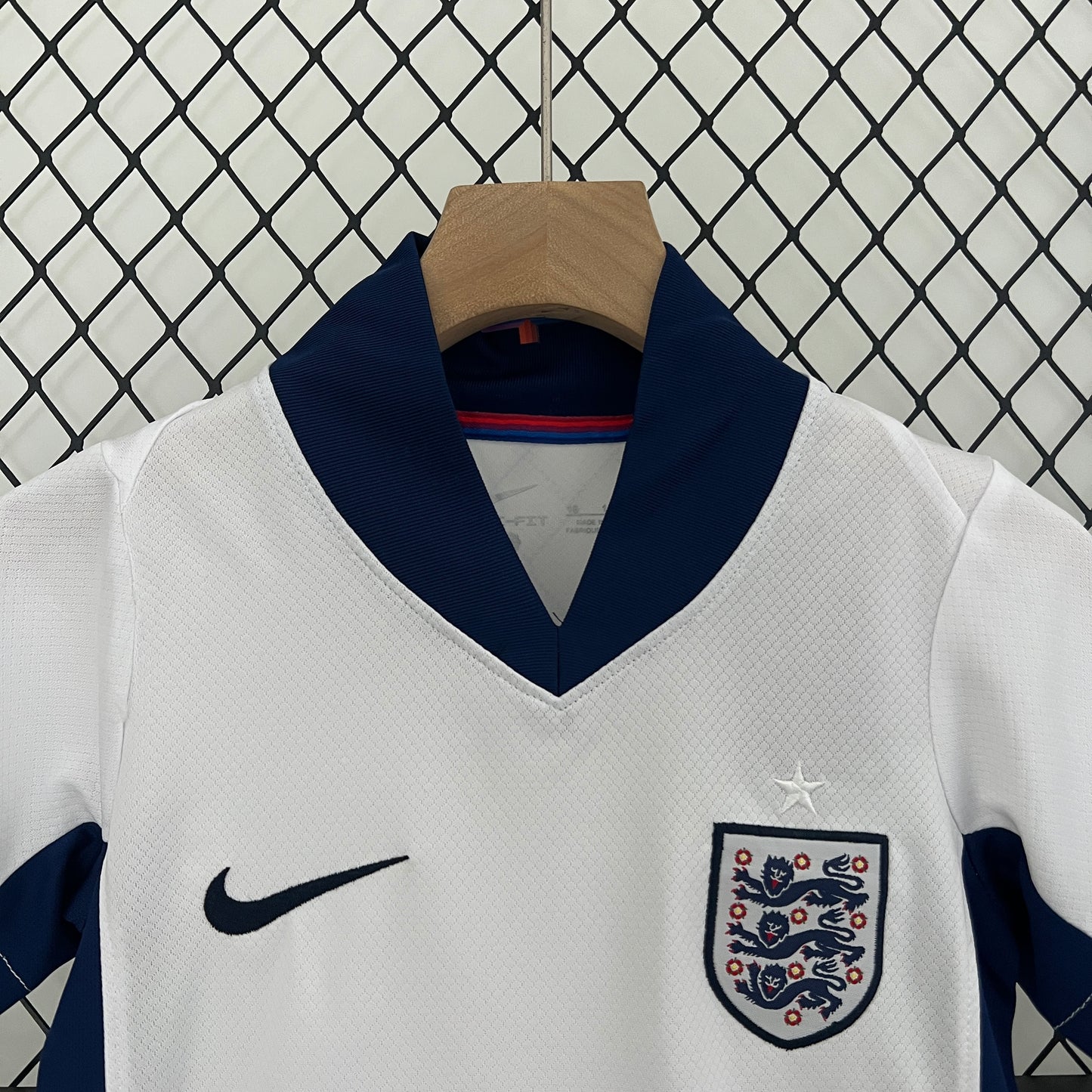 2024 kids England 2024 home size: 16-28