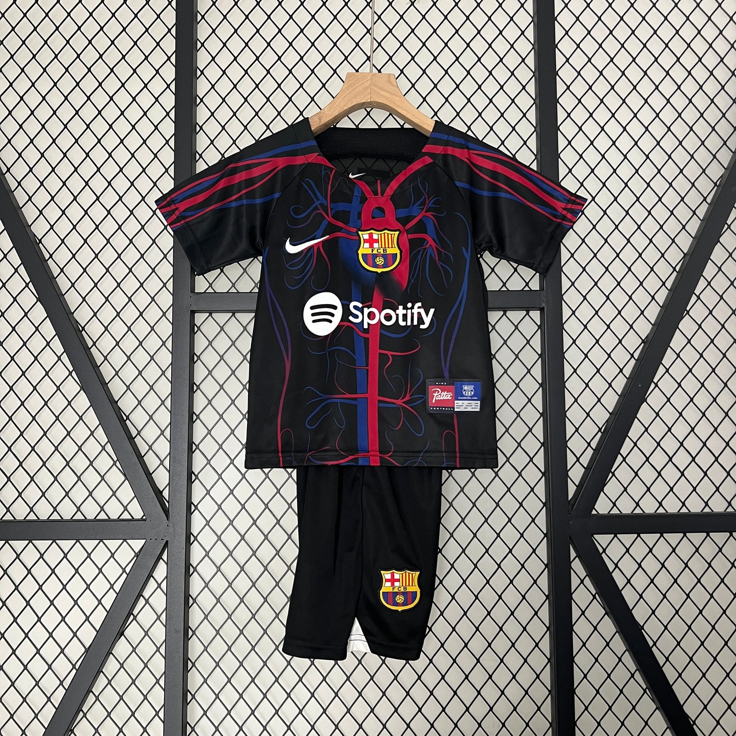 23/24 kids Barcelona special edition size: 16-28