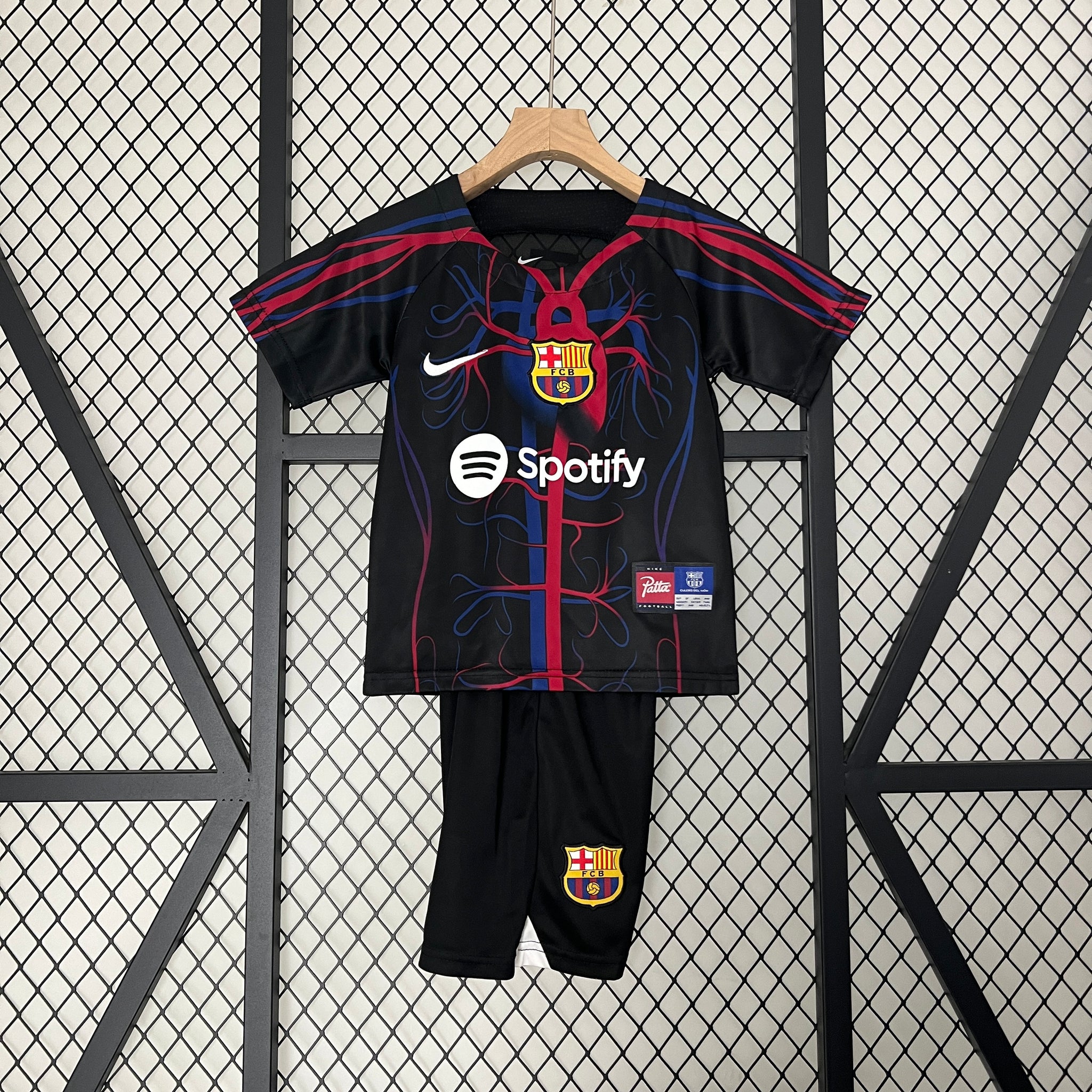 23/24 kids Barcelona special edition size: 16-28