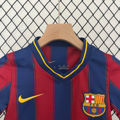 kids Barcelona 09/10 home size: 16-28