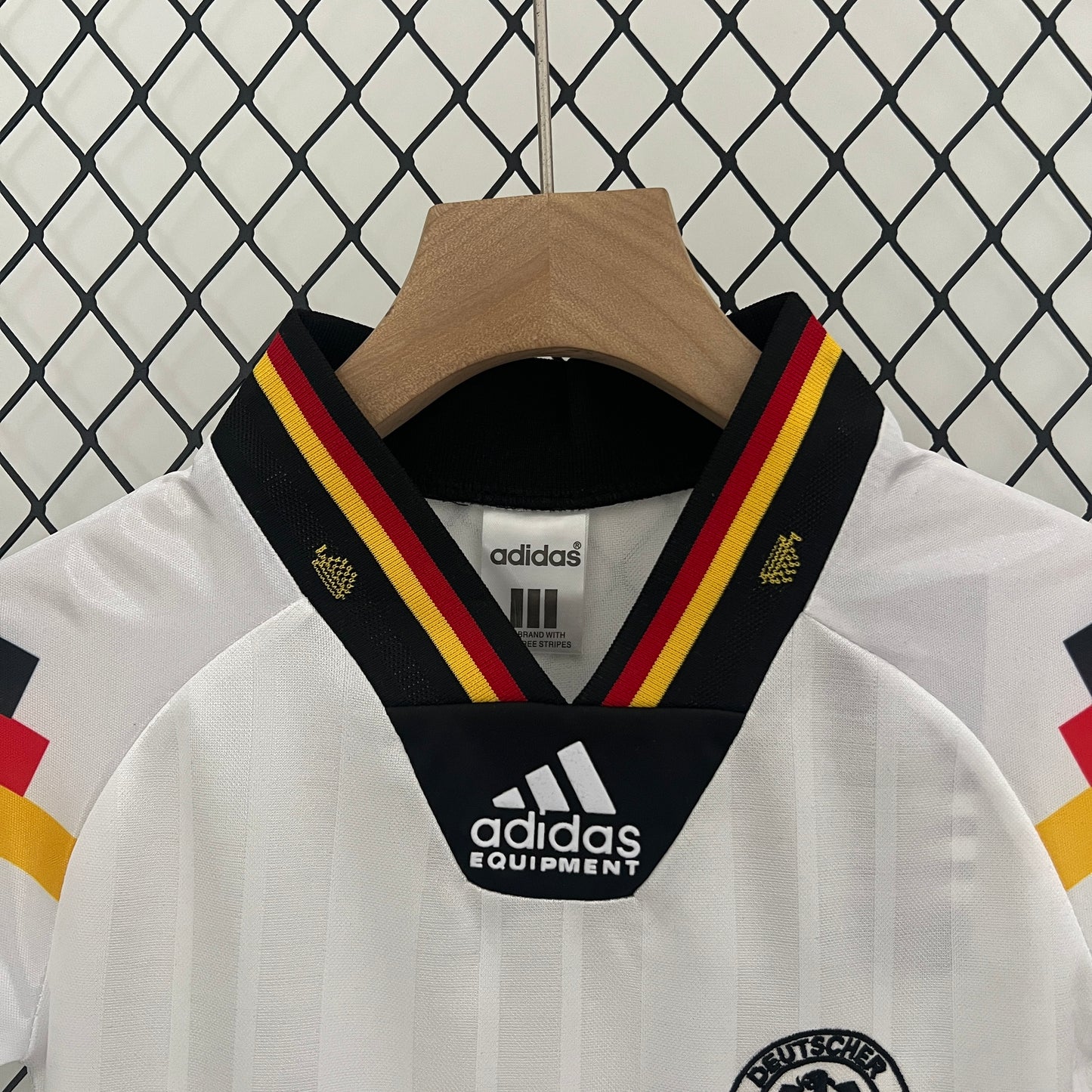 kids Germany 1992 home size: 16-28
