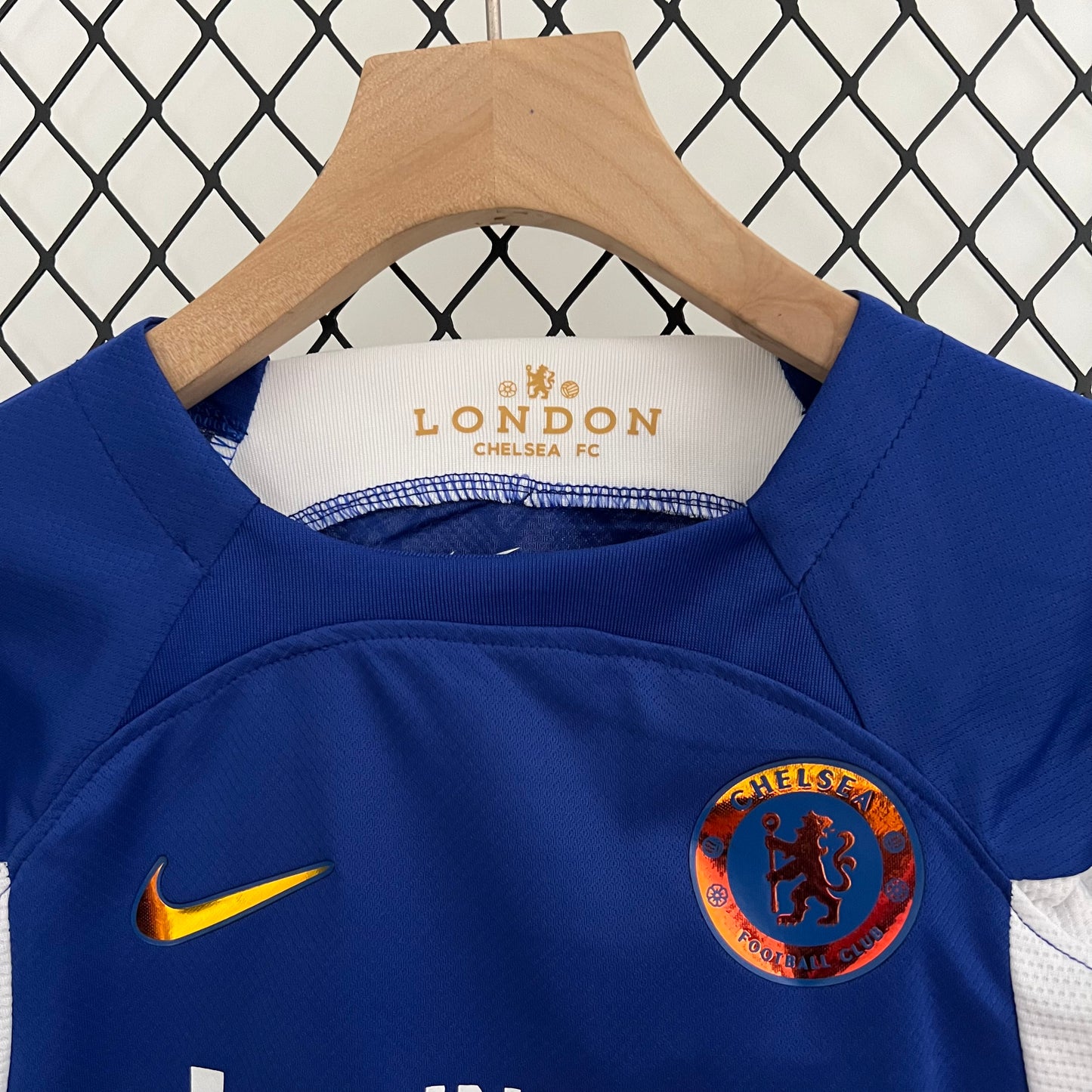 23/24 kids Chelsea home size: 16-28
