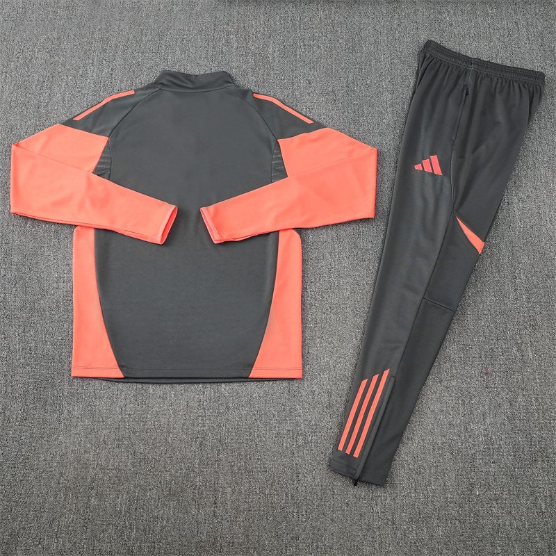 Bayern Munich Tracksuit 2025/26