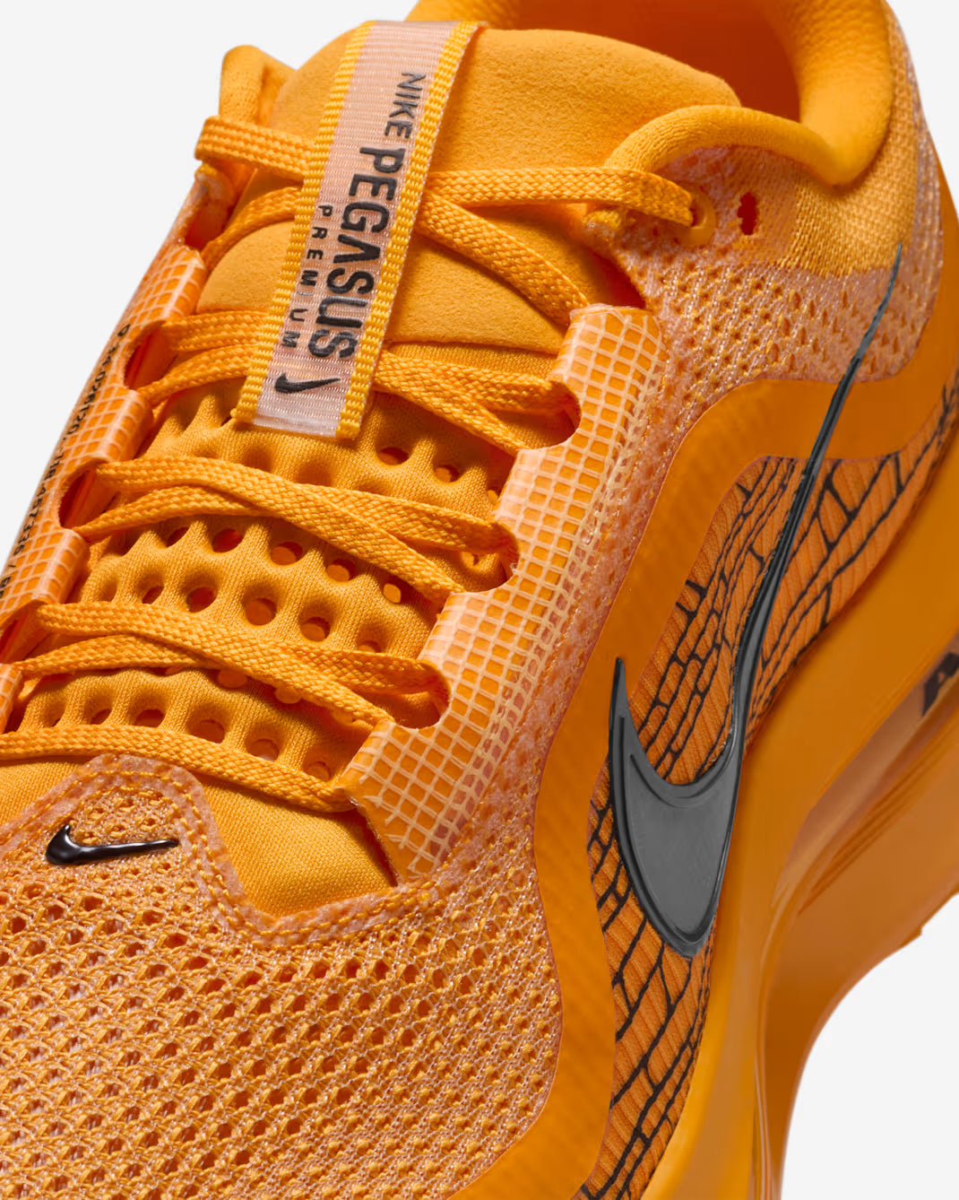 Nike Pegasus Premium LV8