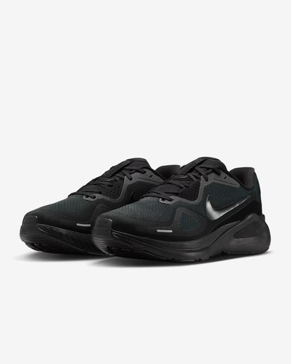 Nike Structure 26