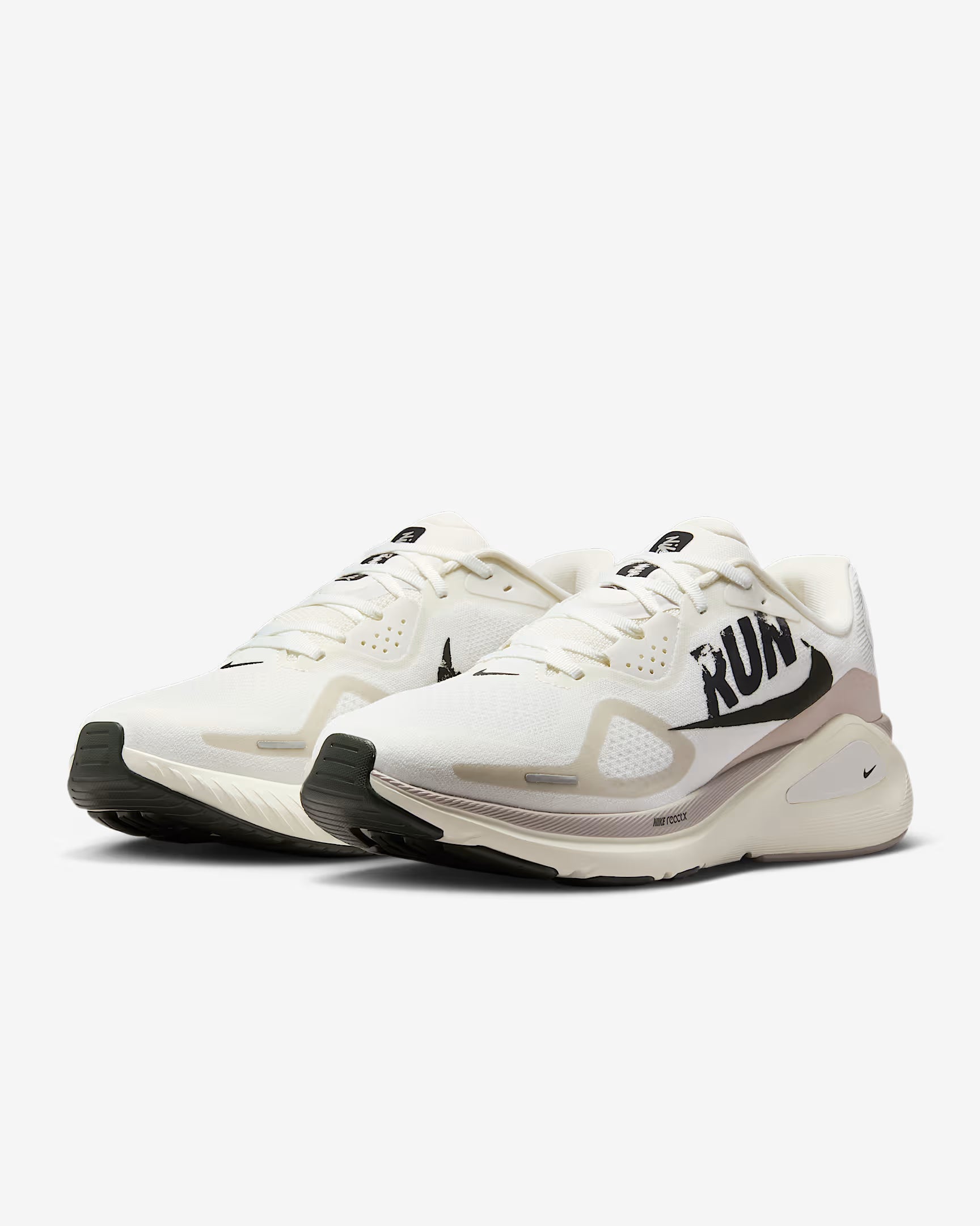 Nike Structure 26