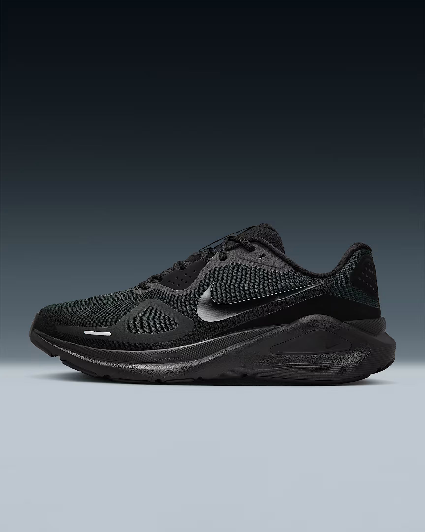 Nike Structure 26