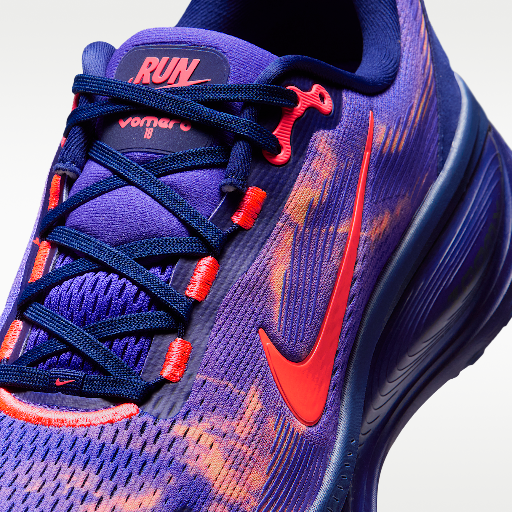 Nike Vomero 18