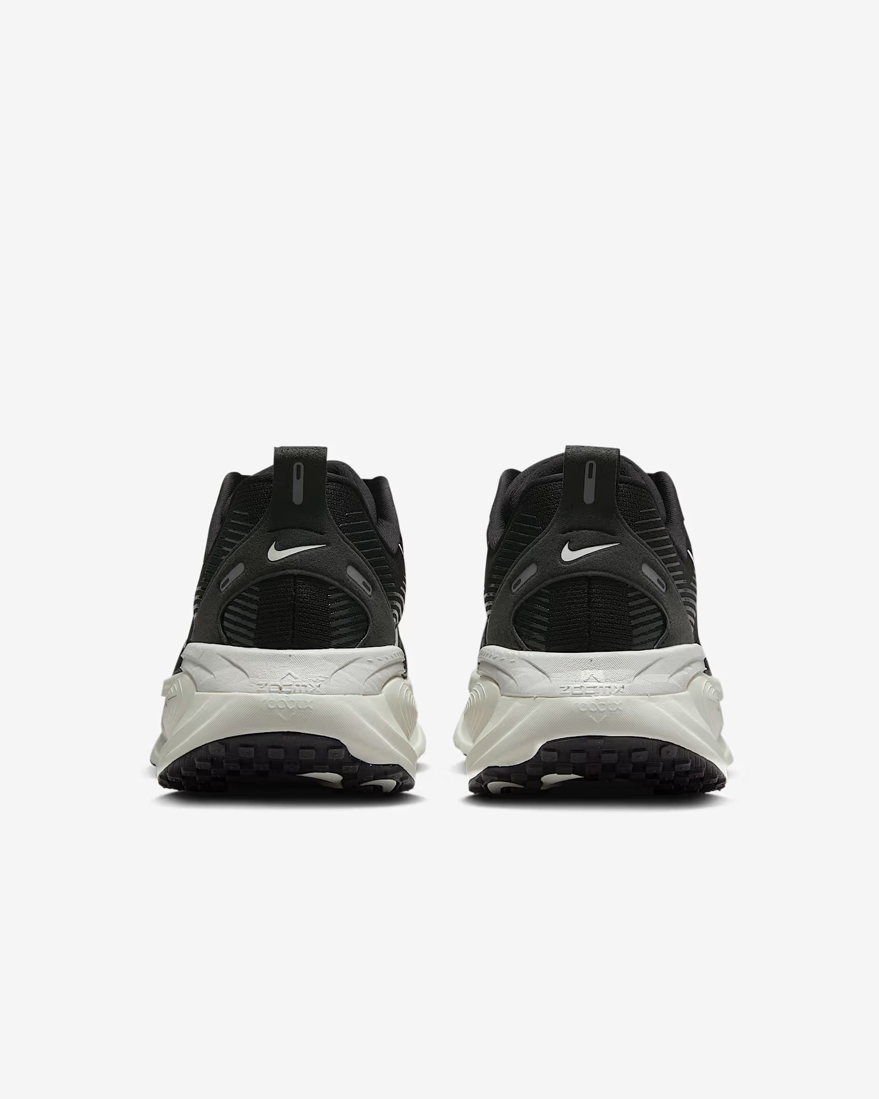 Nike Vomero 18