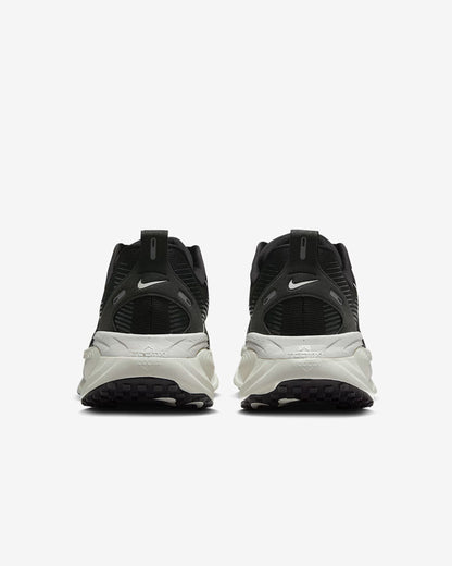 Nike Vomero 18
