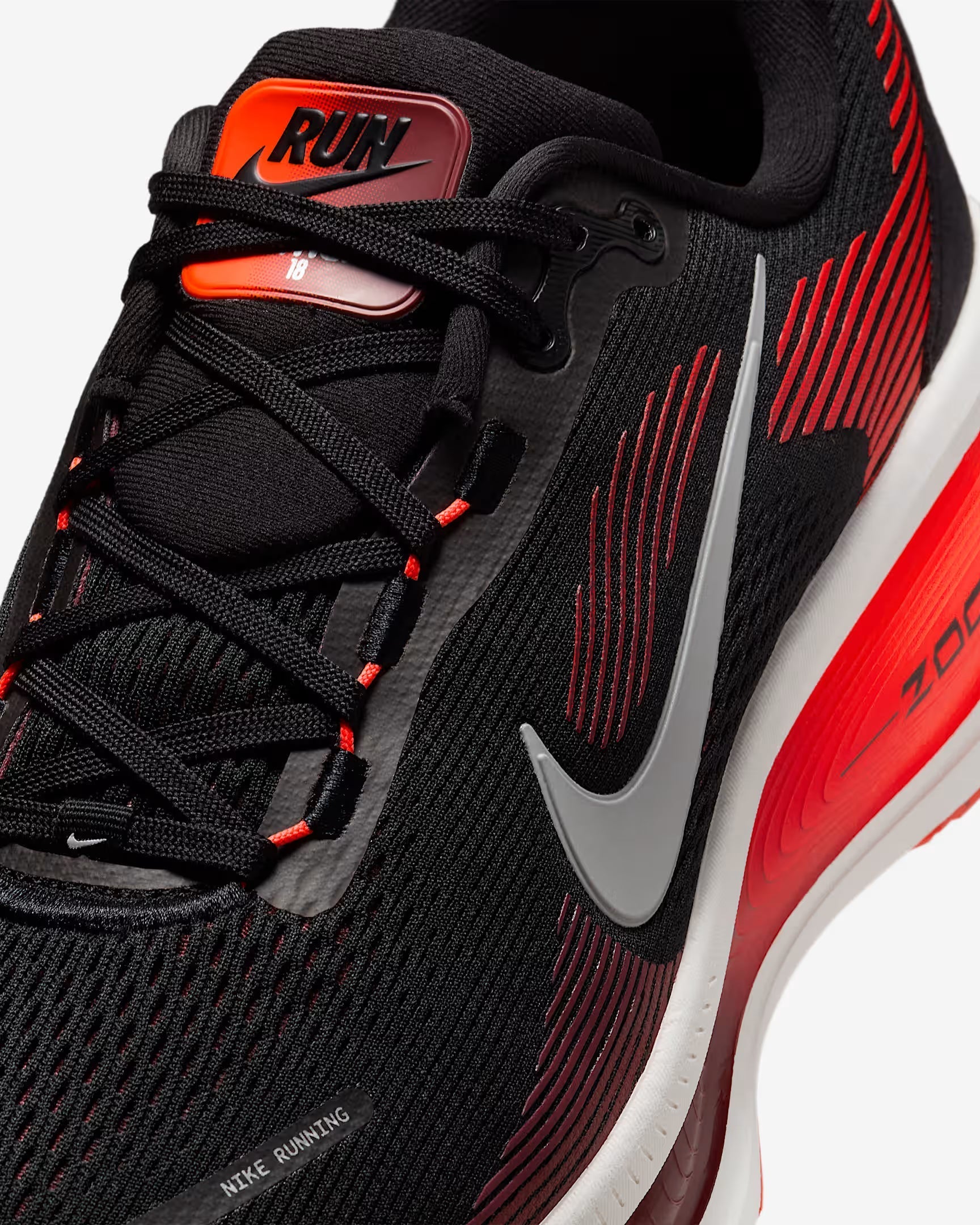 Nike Vomero 18
