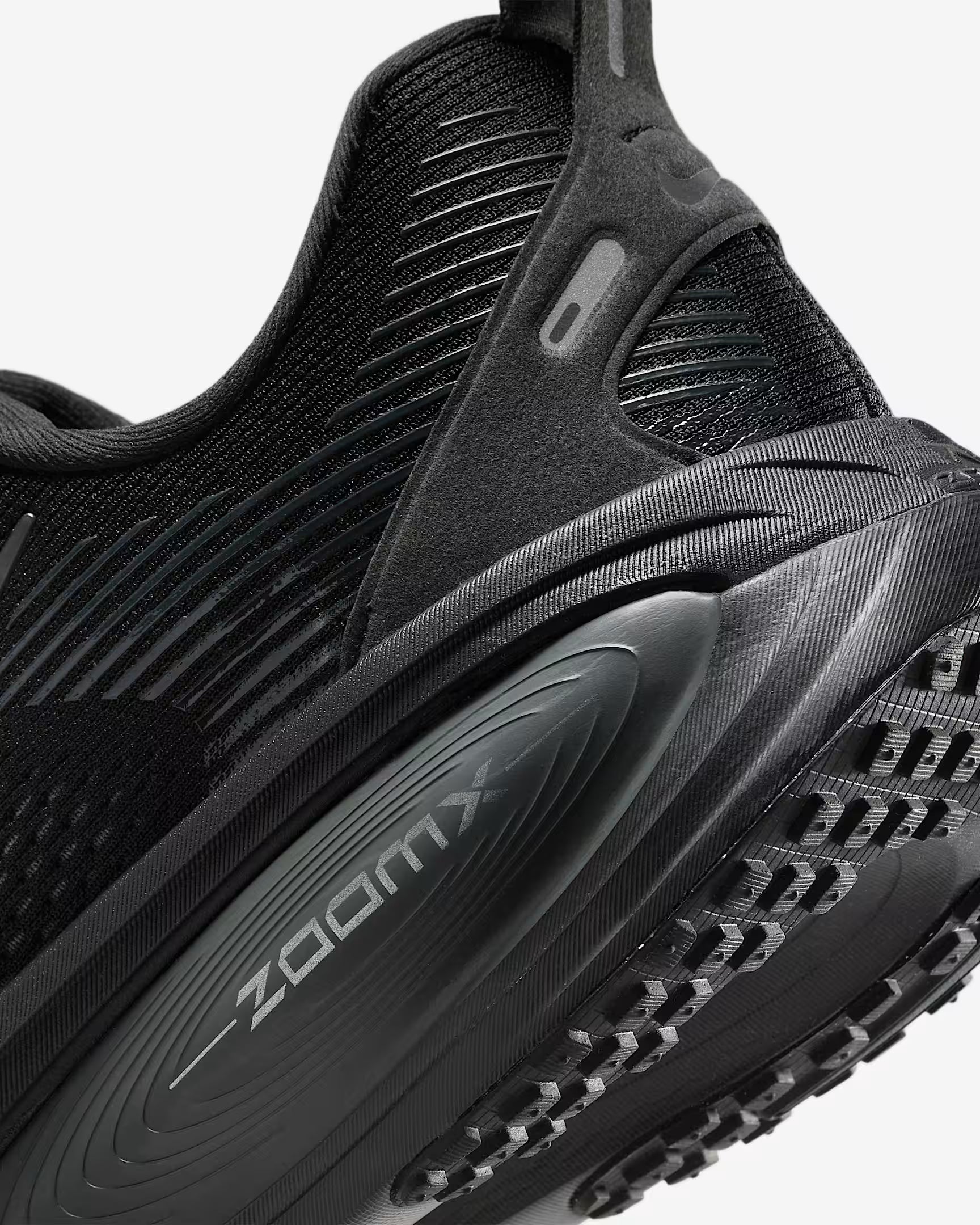 Nike Vomero 18