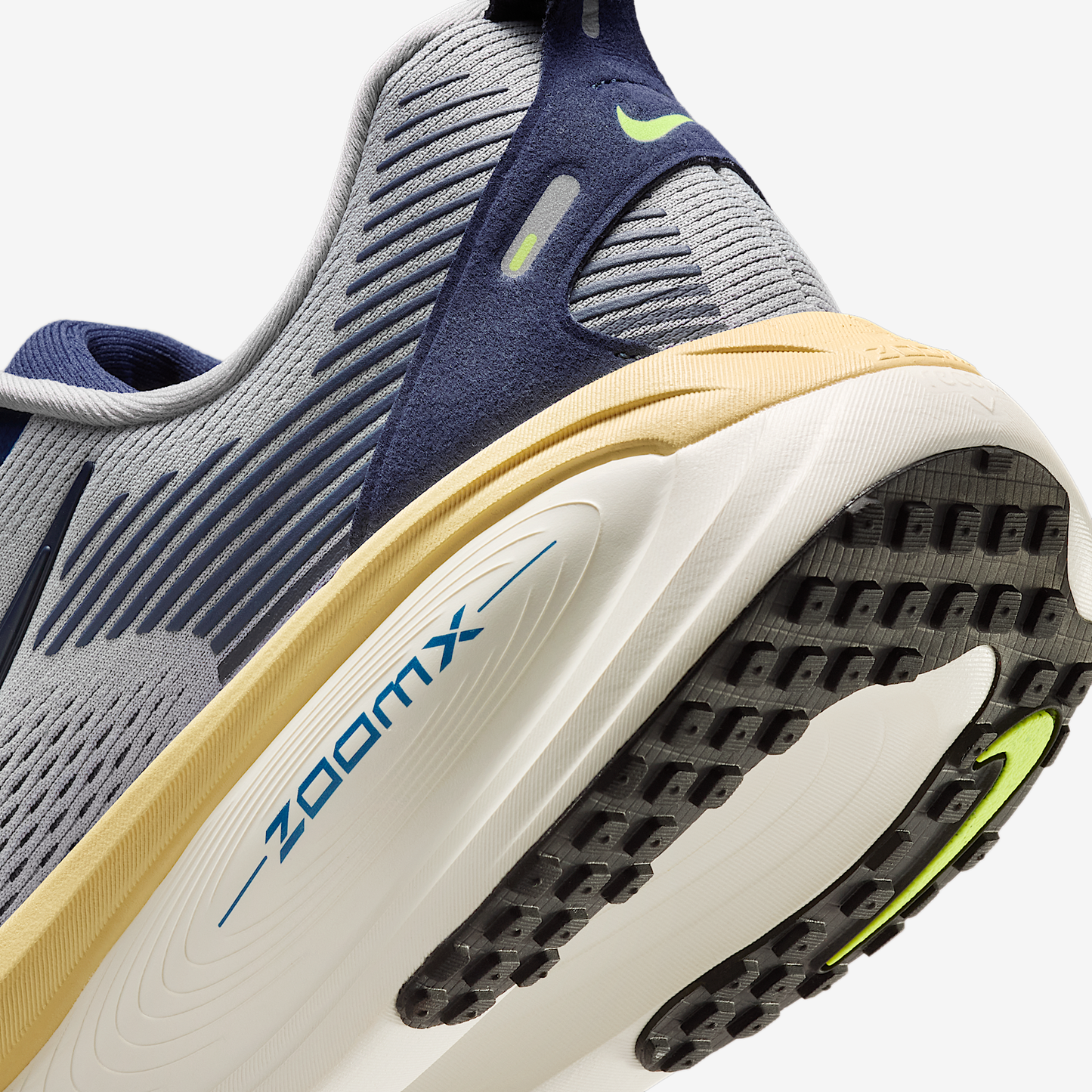Nike Vomero 18