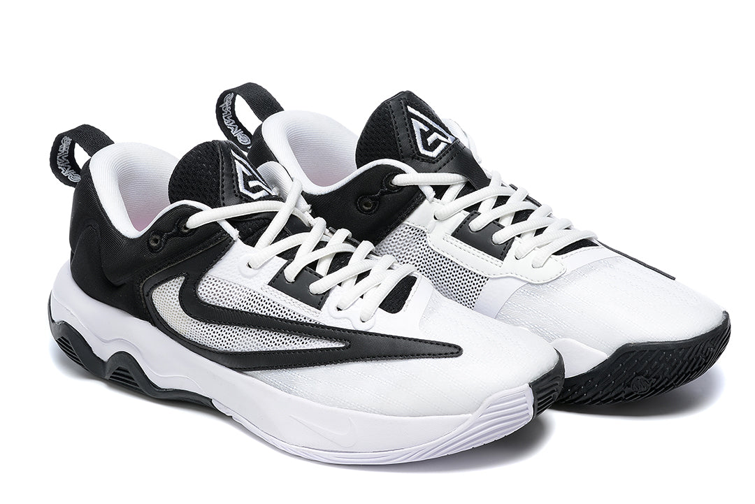 Nike Giannis Immortality 3 'Black/White'