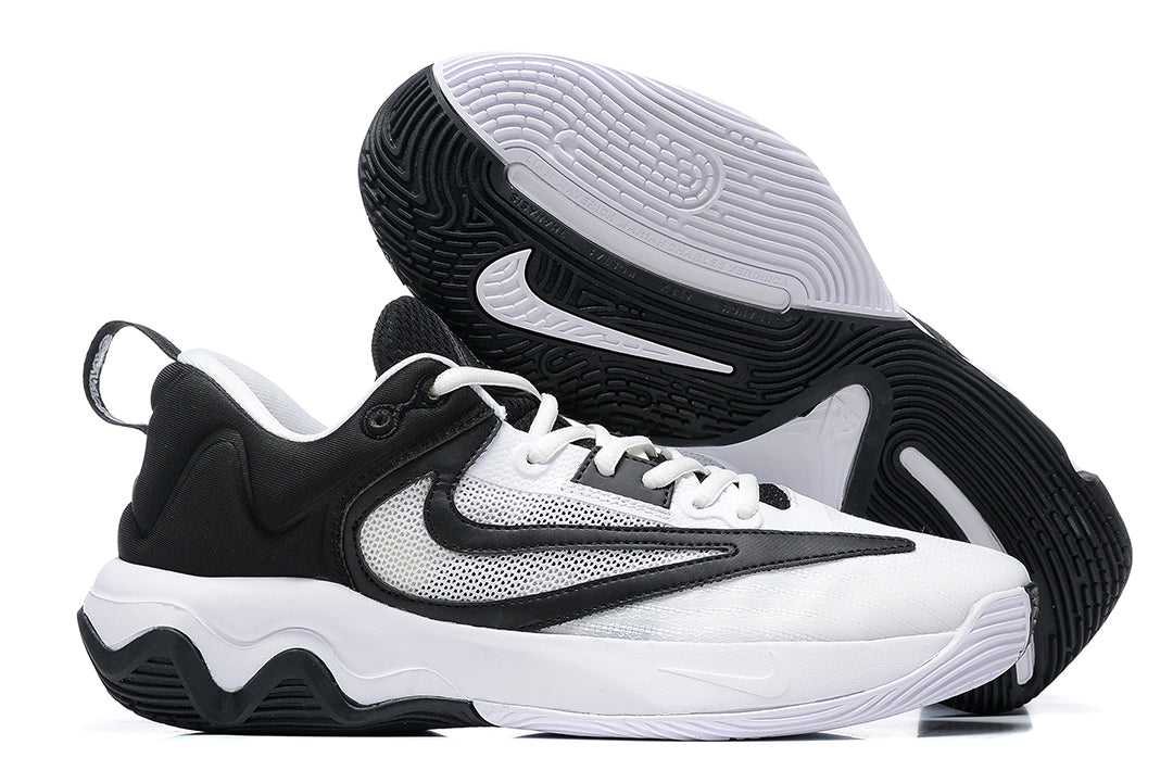 Nike Giannis Immortality 3 'Black/White'