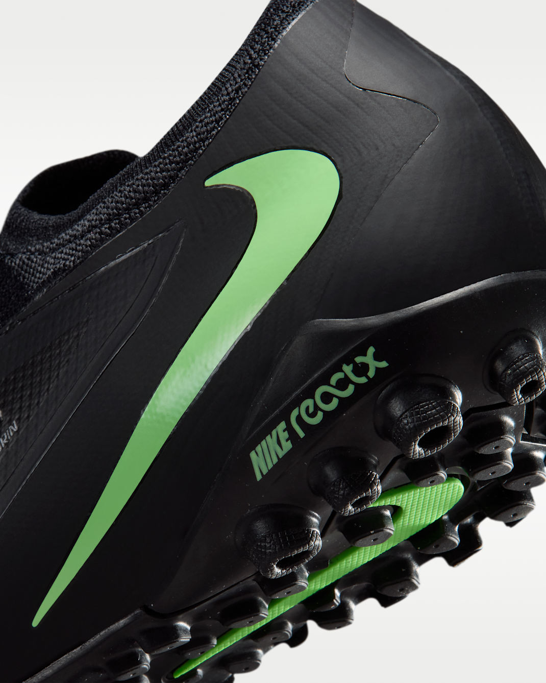 Nike Phantom 6 Low Pro