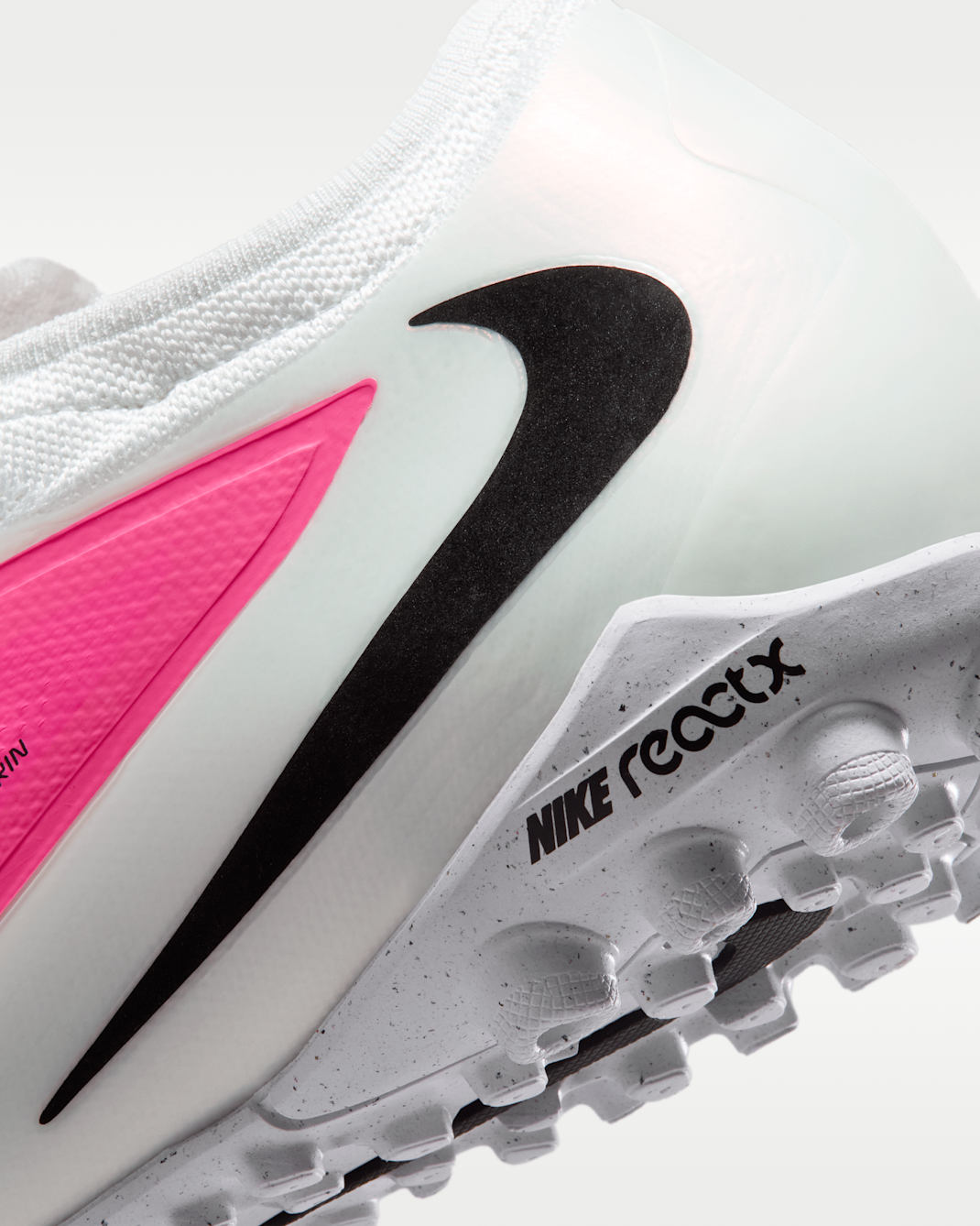 Nike Phantom 6 Low Pro