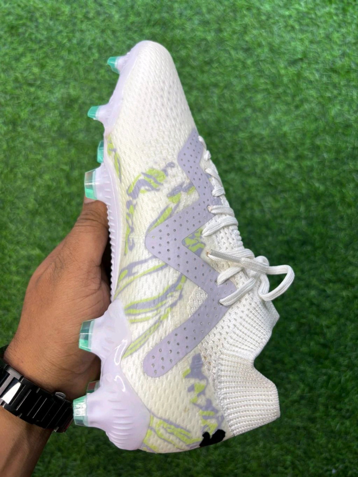 Future Ultimate White Colour Low-top FG With Lace ST