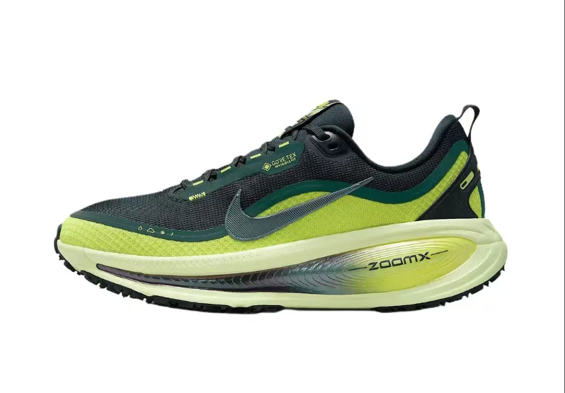 Nike Vomero 18 Goretex