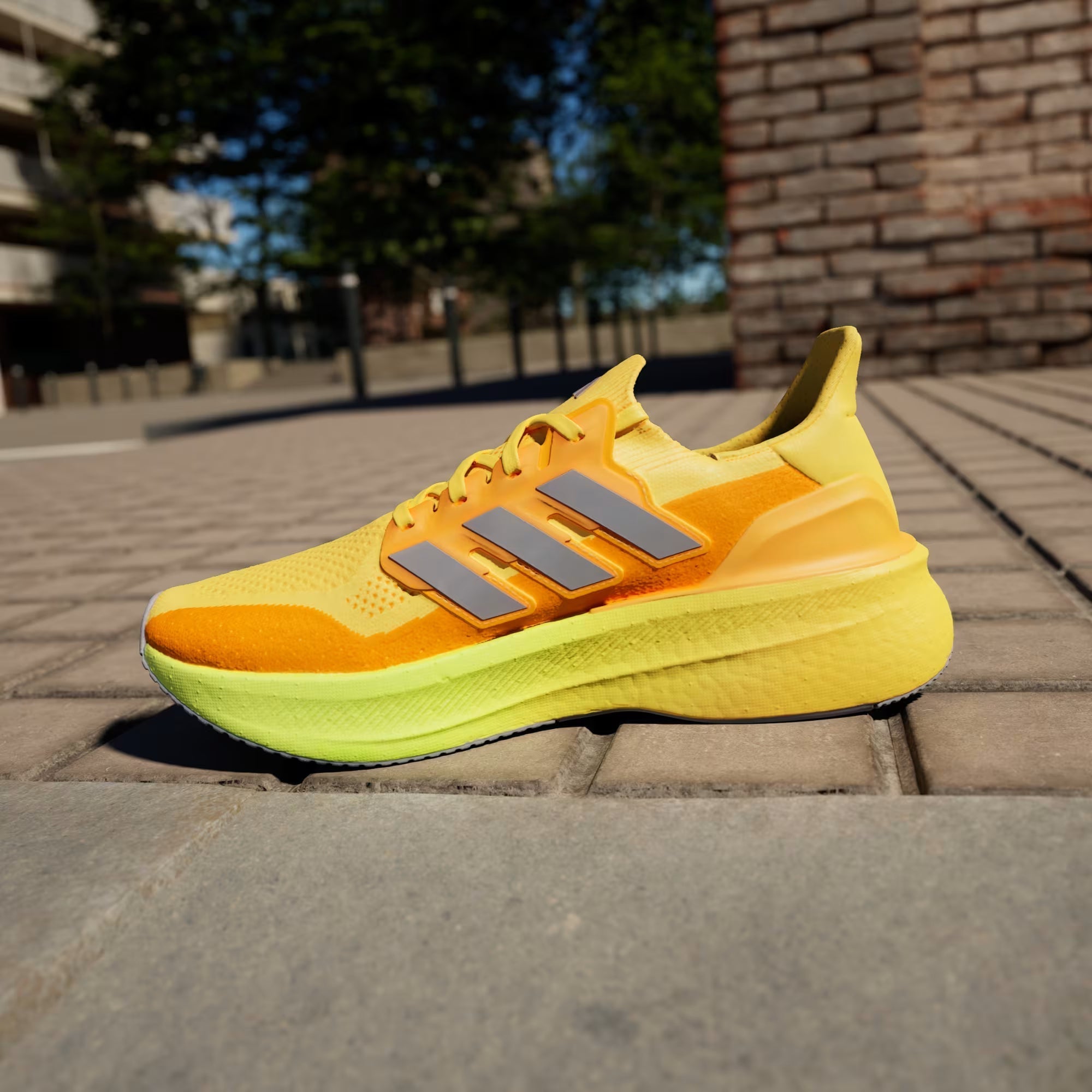 Adidas Ultraboost 5
