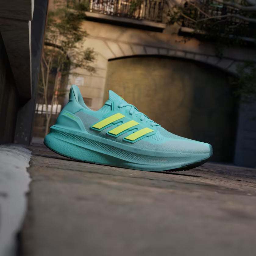 Adidas Ultraboost 5