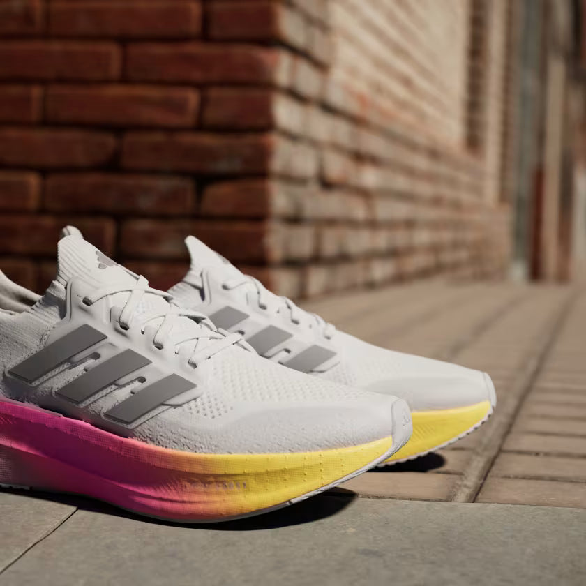Adidas Ultraboost 5