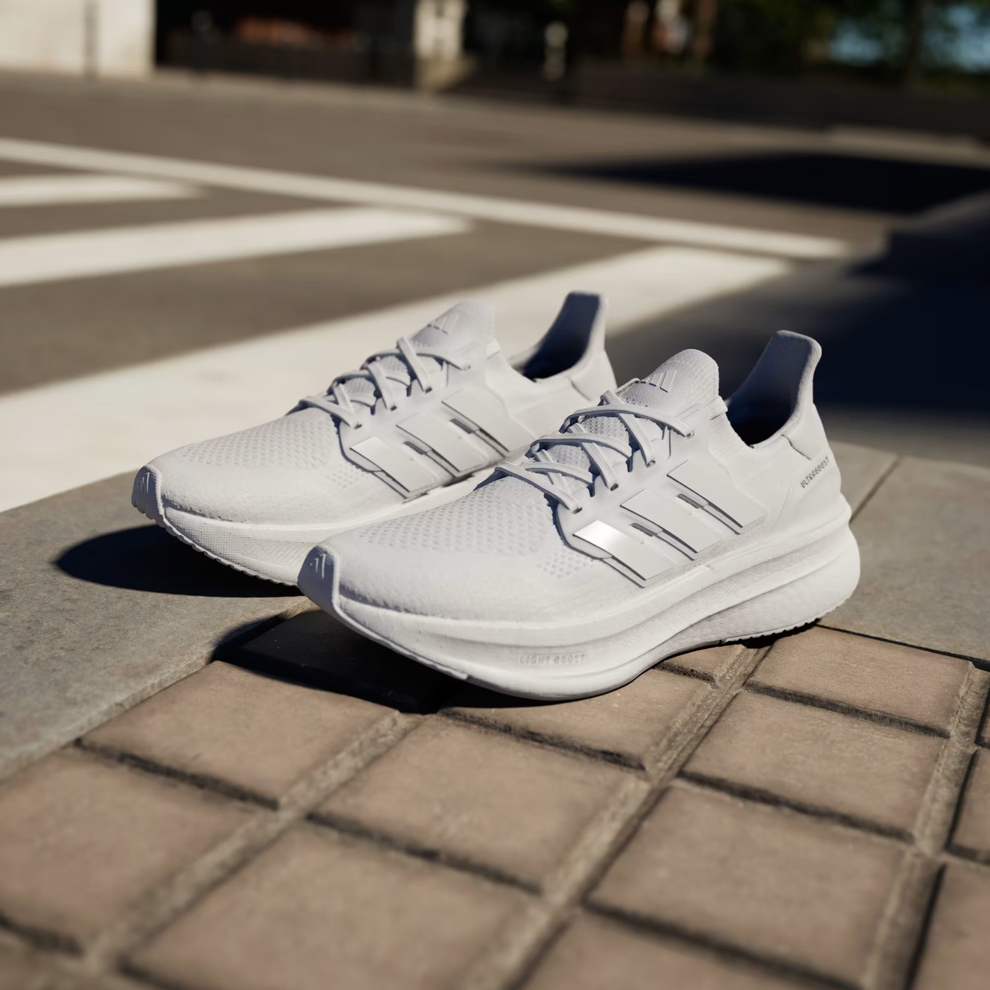 Adidas Ultraboost 5