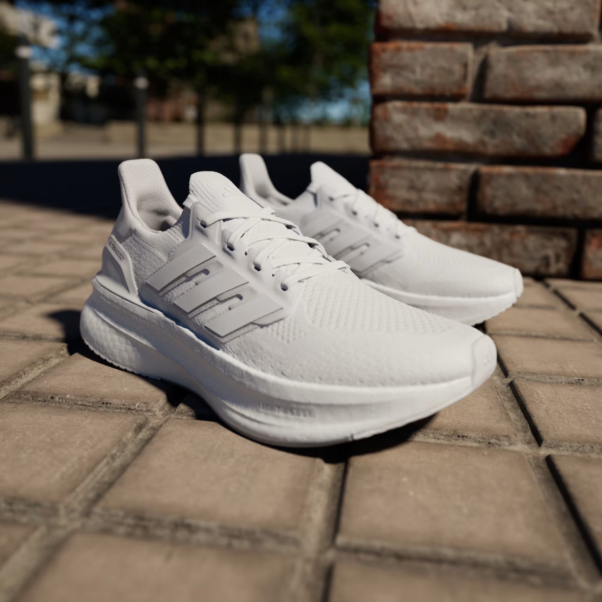 Adidas Ultraboost 5