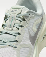 Nike Structure Plus