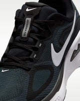 Nike Structure Plus