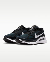 Nike Structure Plus